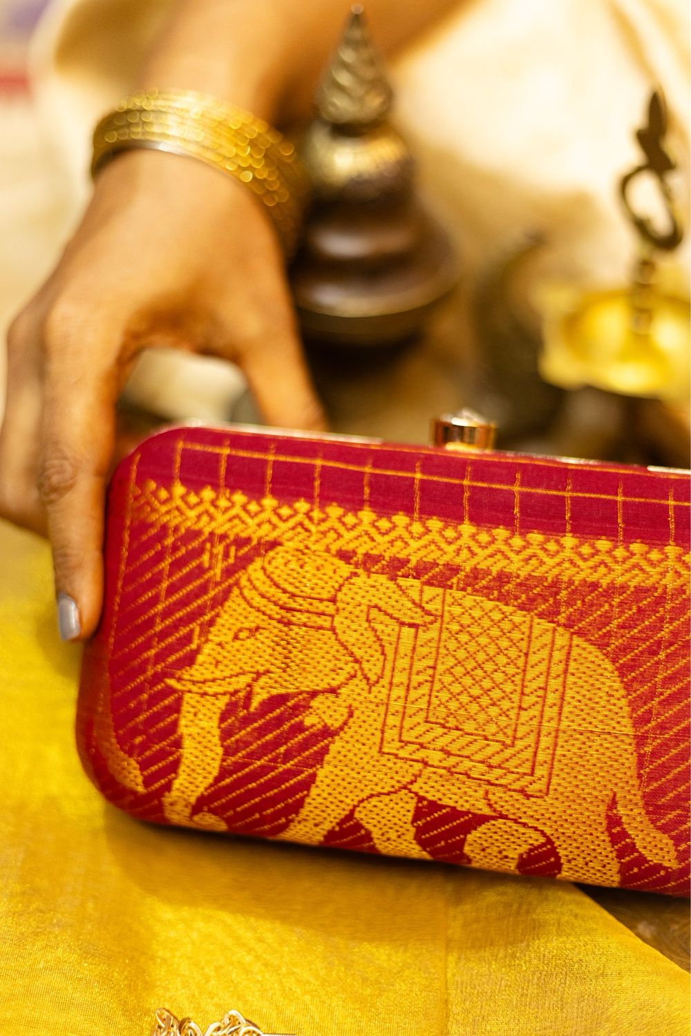 Maroon Aanai Sungudi