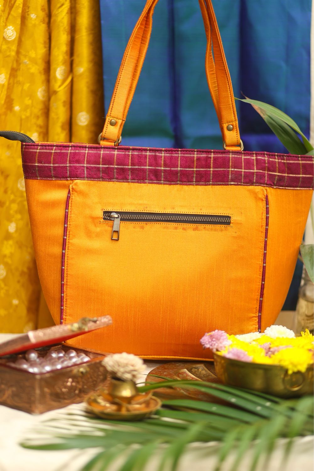 Mambazam Kolam Tote