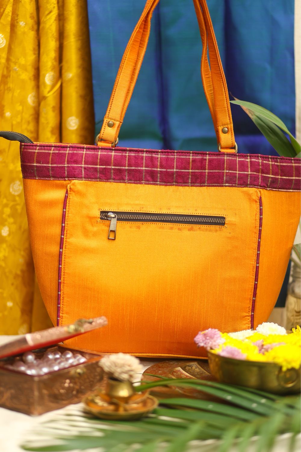 Mambazam Kolam Tote