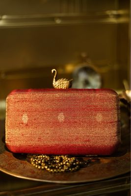 Brick Red Tissue Hamsa