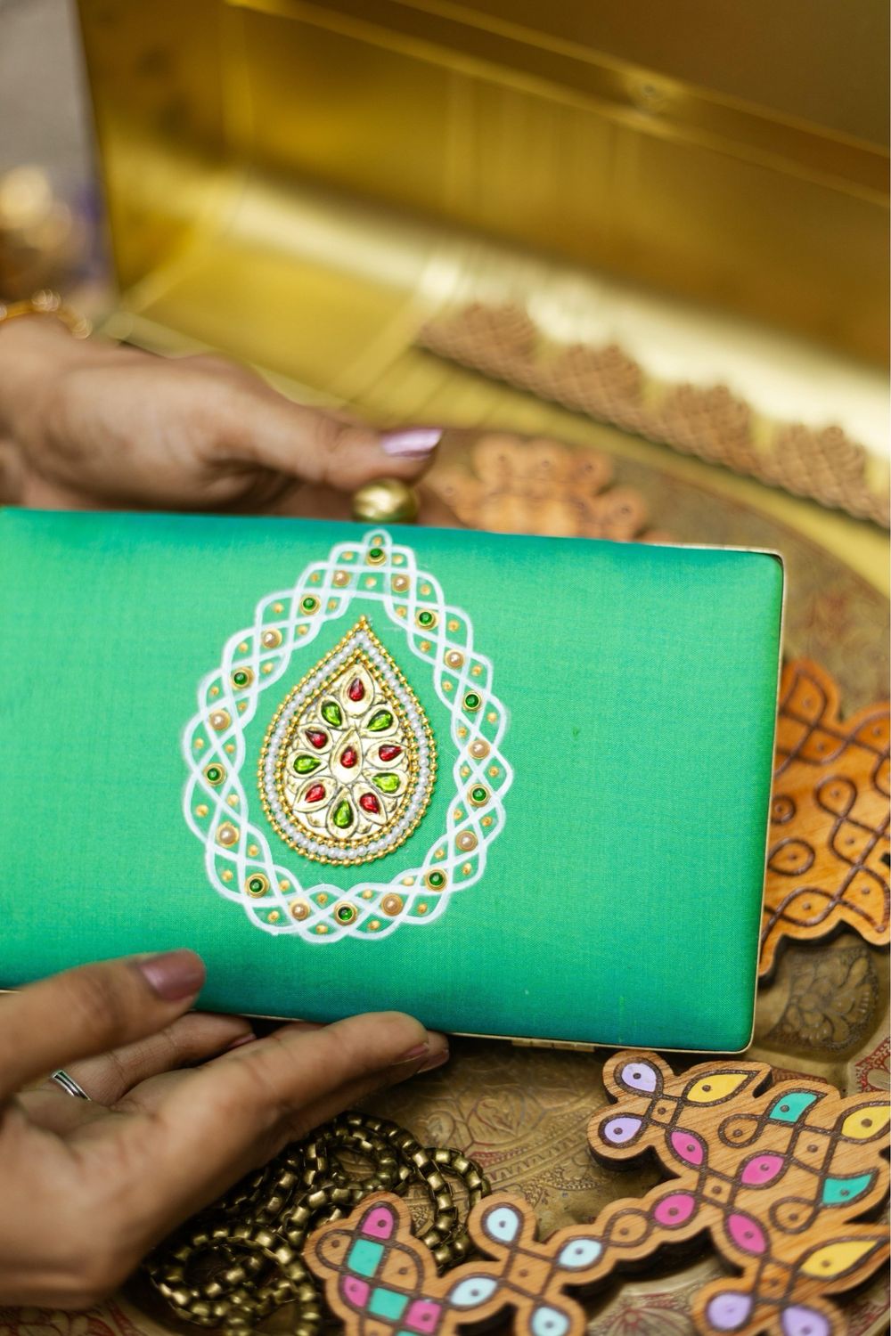 Acid Green Kolam