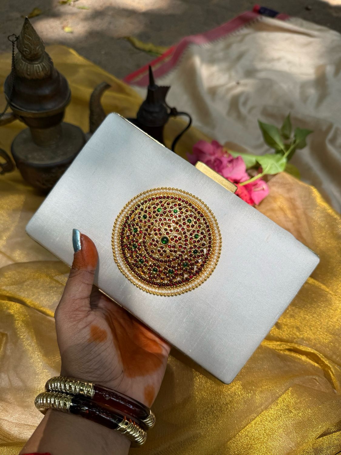 White Rakudi