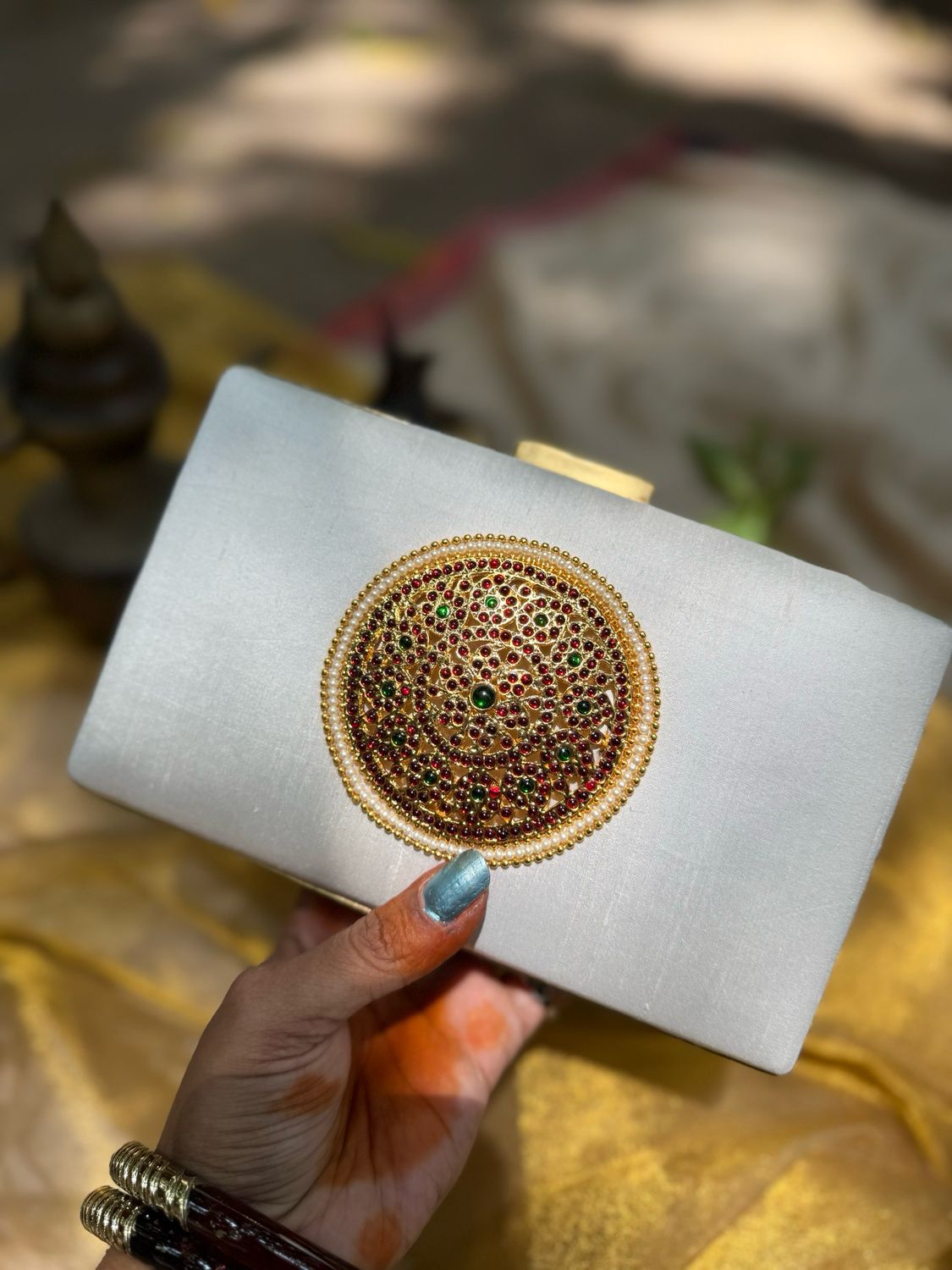 White Rakudi