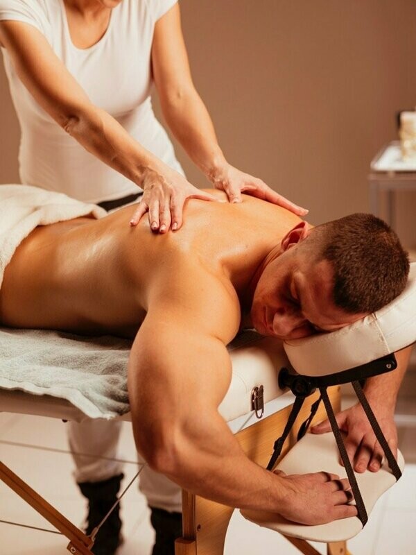 Deep Tissue Massage 60 Minute