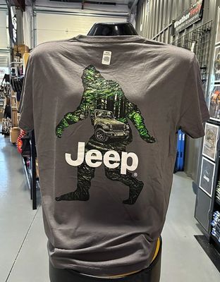 Jeep T-Shirt - Sasquatch Adventure
