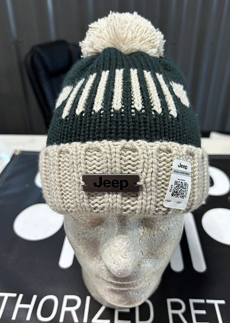 Jeep Beanie - Grille Pom Pom