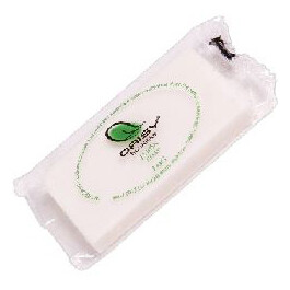 Jabón sólido rectangular Daisy Celofán 10 gr (Caja 1000 uds). Jabón sólido de uso diario para todo tipo de pieles. Sin ninguna especificación fisicoquímica relevante a efectos de tratamiento médico. Jabón sólido rectangular Daisy Celofán 10 gr (Caja 1000 uds). Jabón sólido de uso diario para todo tipo de pieles. Sin ninguna especificación fisicoquímica relevante a efectos de tratamiento médico.