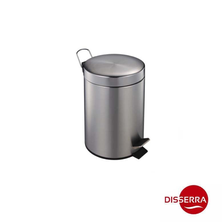 Papelera en ACERO INOXIDABLE acabado Mate con pedal y capacidad 5 litros. Ideal para todo tipo de empresas y colectividades que deseen tener su baño o wc en perfectas condiciones de higiene. Papelera en ACERO INOXIDABLE acabado Mate con pedal y capacidad 5 litros. Ideal para todo tipo de empresas y colectividades que deseen tener su baño o wc en perfectas condiciones de higiene.