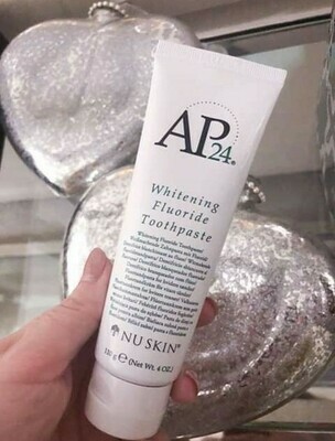 AP 24 Whitening Fluoride Toothpaste