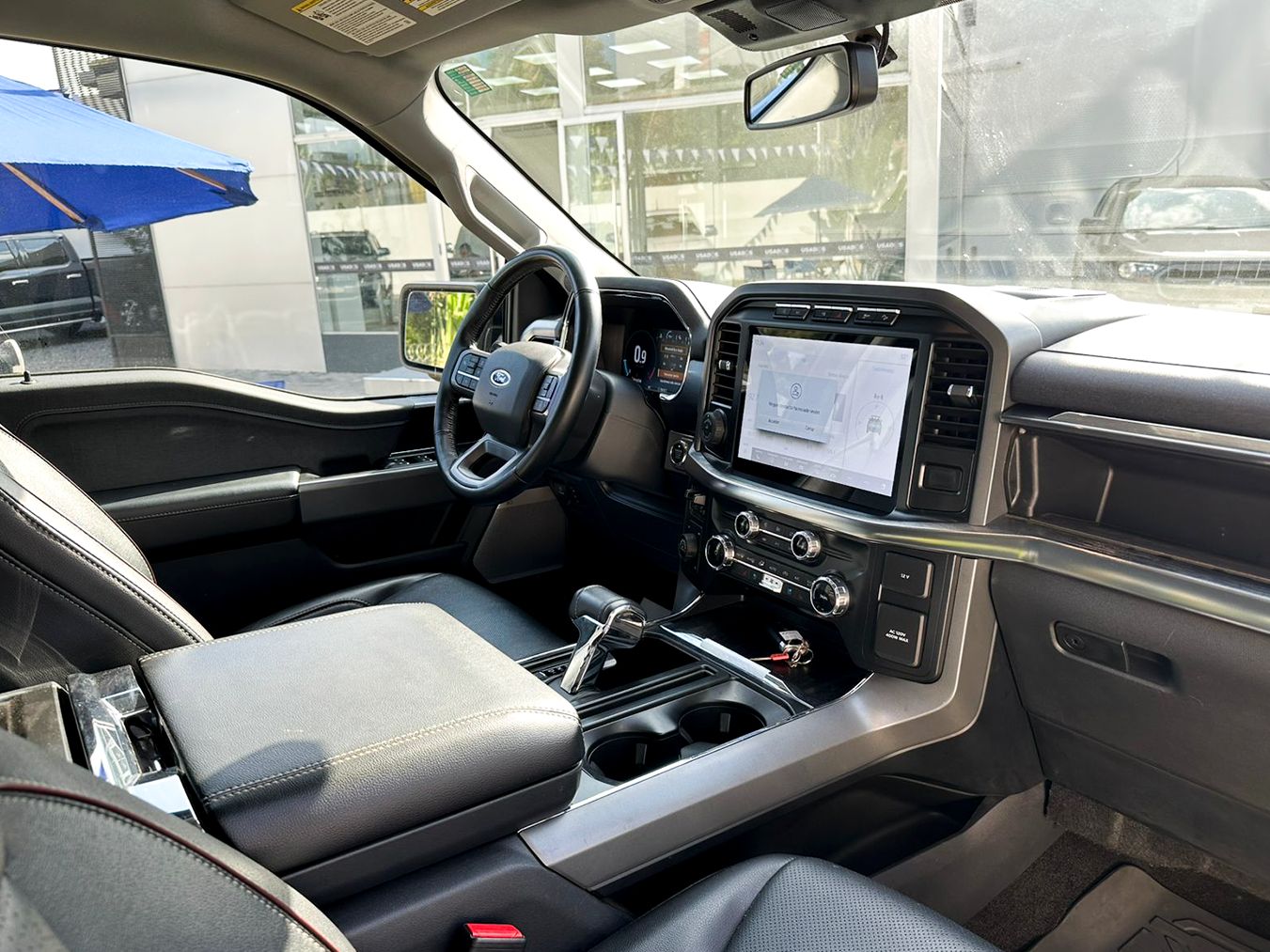 FORD F150 LARIAT 2022