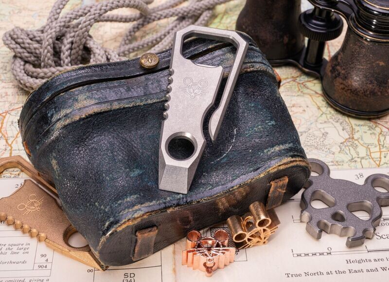 Caplifter / Prybar