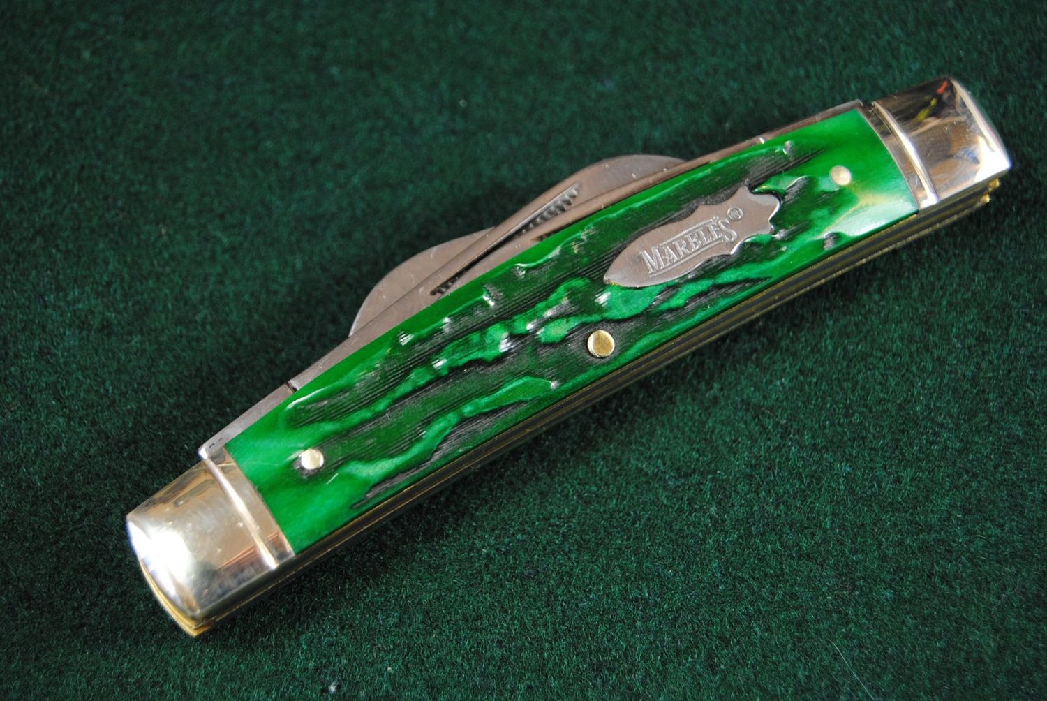 Marbles -Congress Green Stag Bone