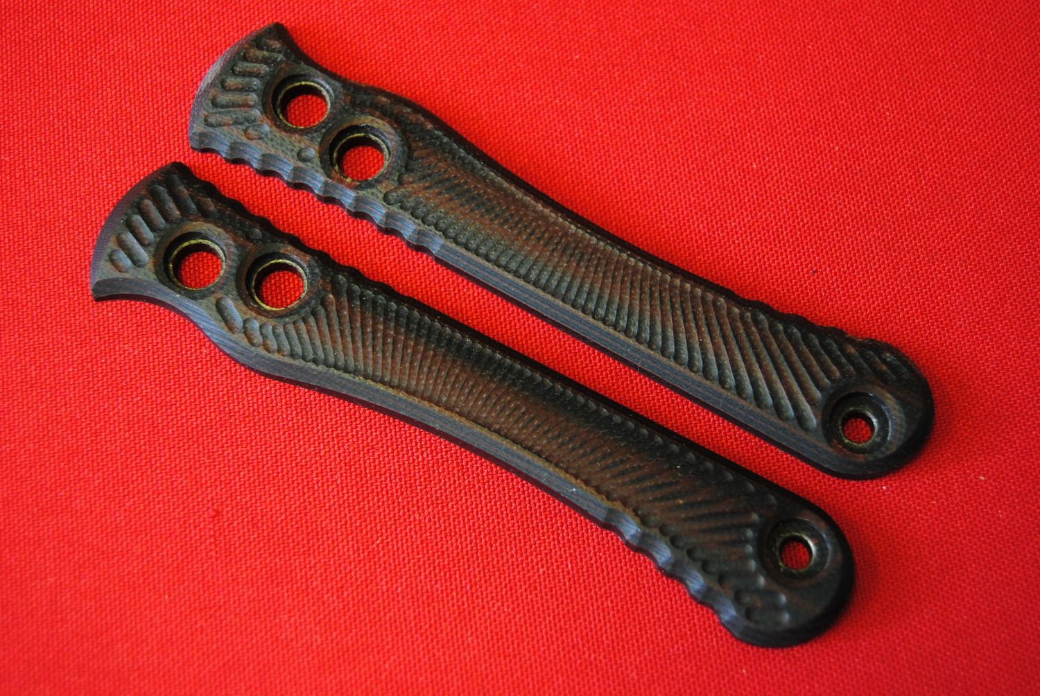 Joseph Lapietra-Replacement Scale-G10 Red & Black Sunburst
