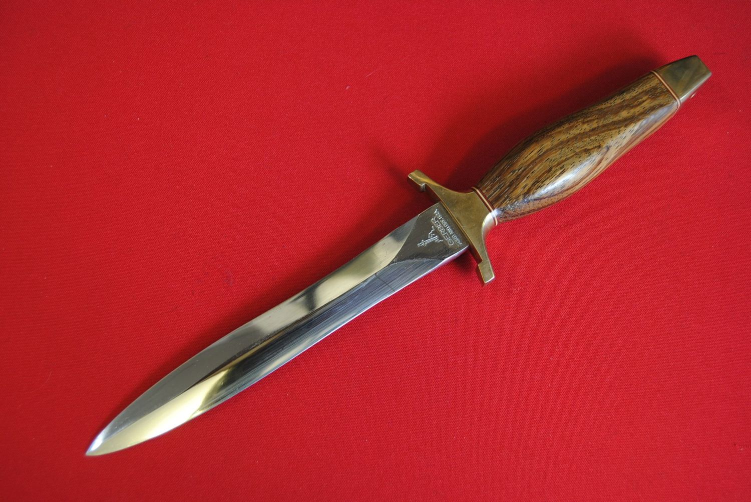 Gerber MkII- Wood Handle Presentation