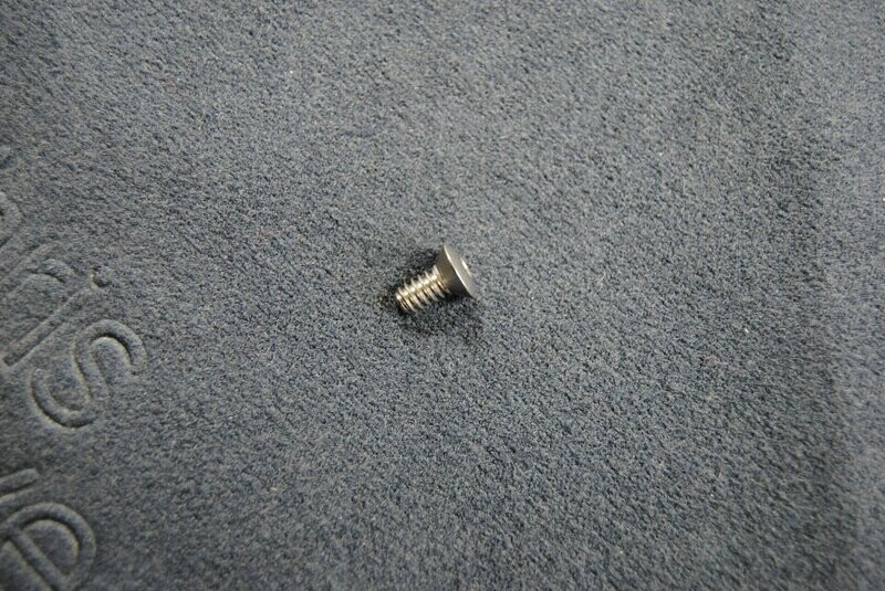 Stop Pin Screw for Large Sebenza 31