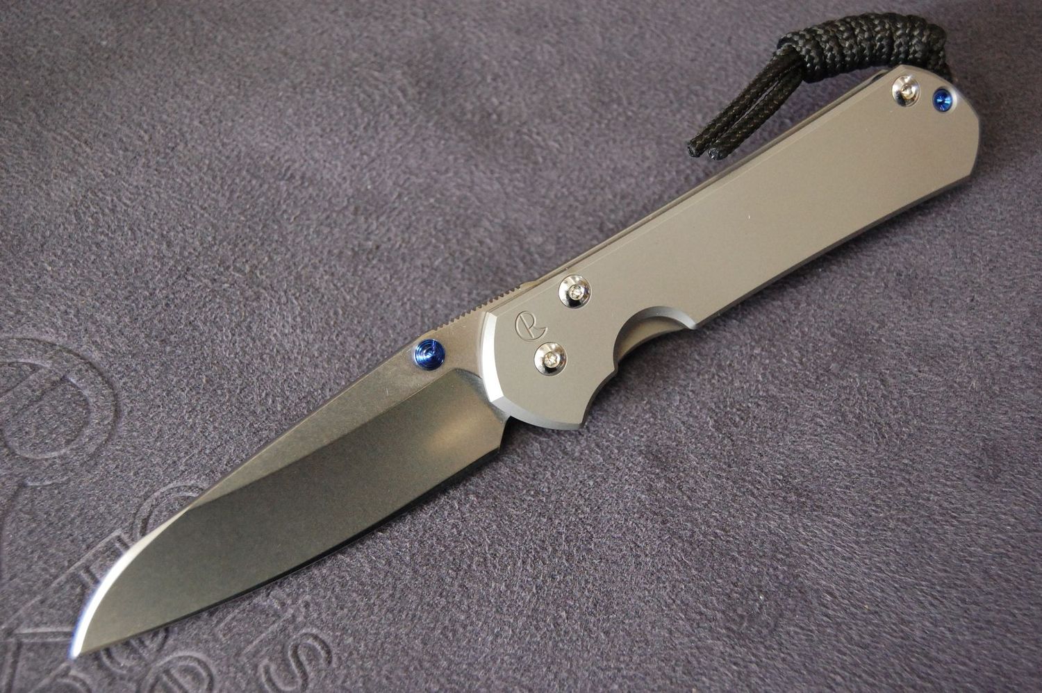 Small Sebenza 31-Plain Scale-Insingo Blade-Right Hand-Glass Blast Handle-Blue Hardware.