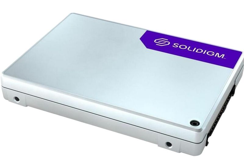 Solidigm D5-P5336 Series (15.36TB, 2.5in PCIe 4.0 x4, 3D5, QLC) Generic