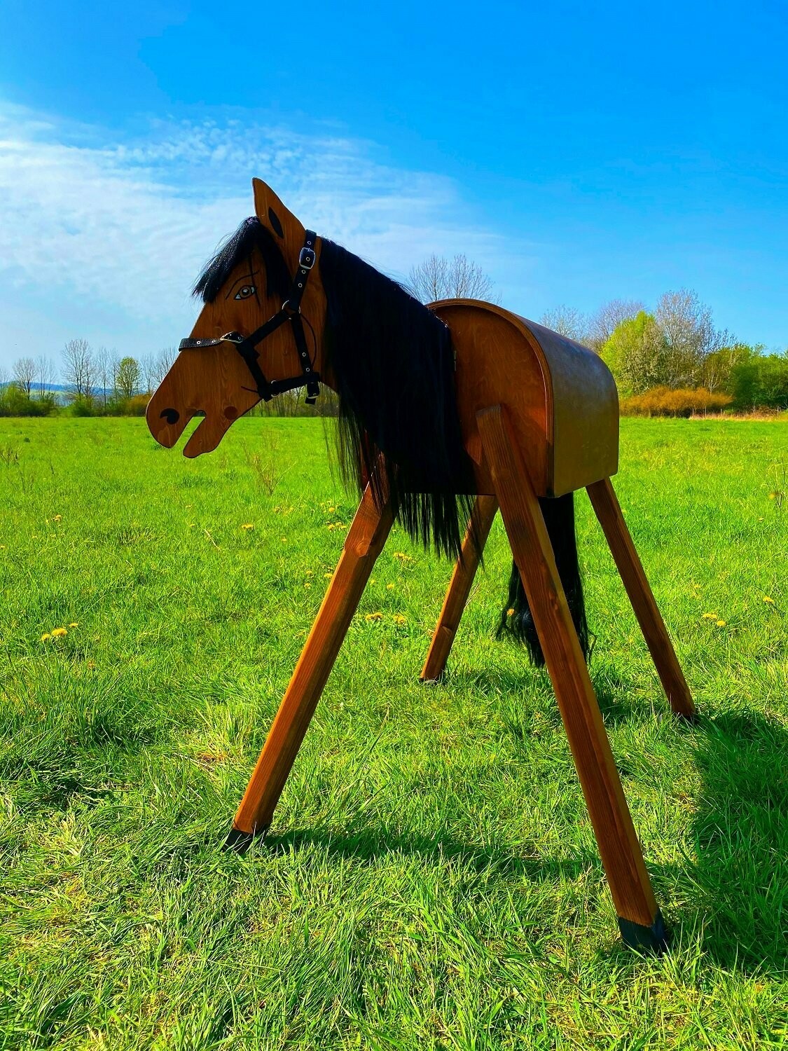 Holzpferd "Texas"  A - schwarze  Mähne und Halfter schwarz
