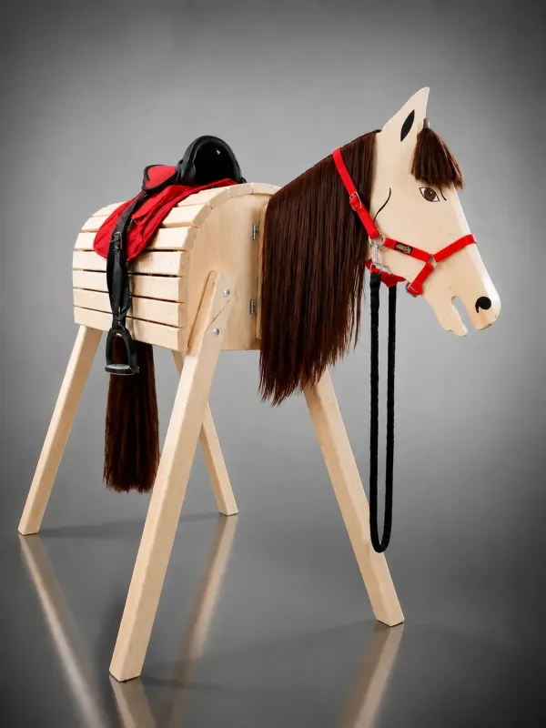 Handgefertigtes Outdoor-Holzpferd Lisa für Kinder