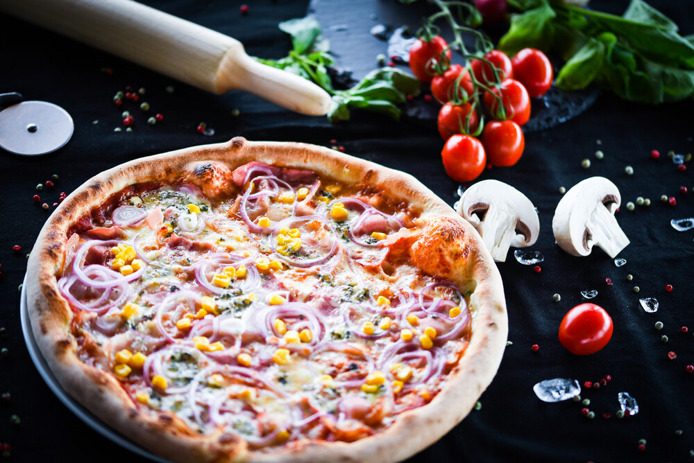 Nr.33 Pizza con Tonno e Ananas