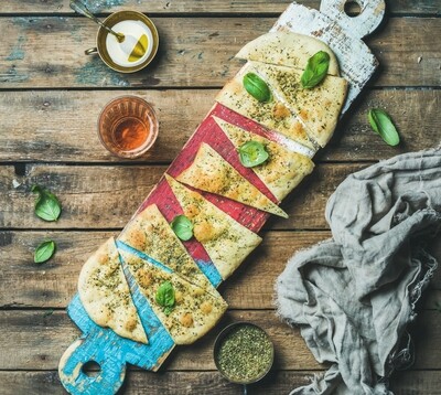 Nr.B-1 Pizzabrot mit Kräuterbutter