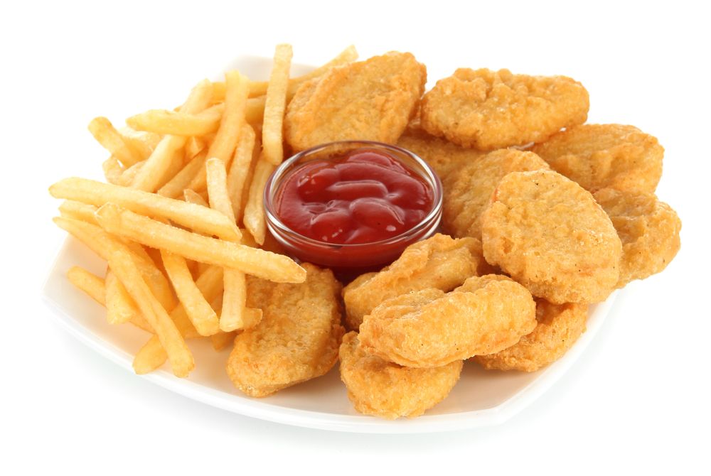 Nr.100  Chicken Nuggets mit Pommes