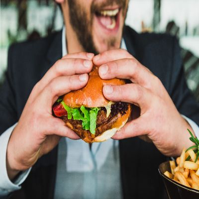 Nr. 69 Ali Baba Burger mit Pommes