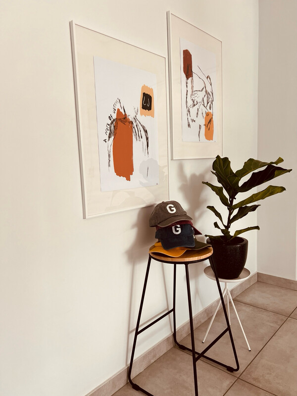 Gent. Caps