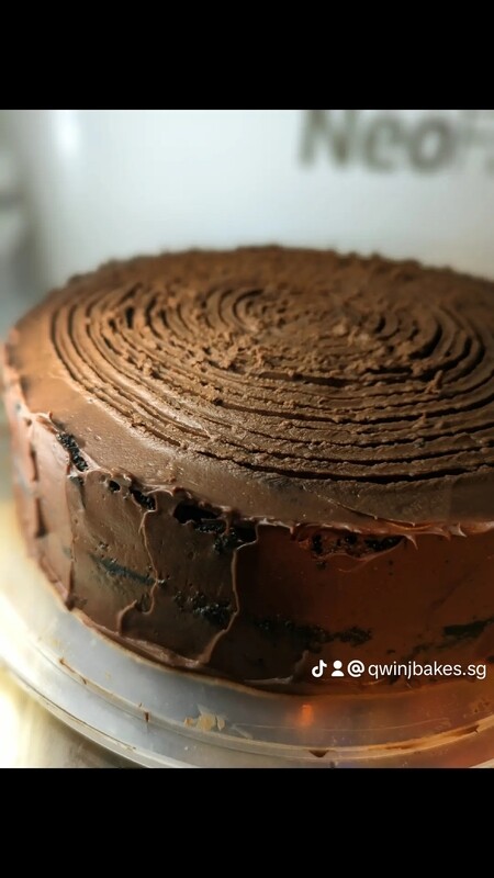 OTHERS - Brownie, Cakes &amp; Cinnamon Rolls