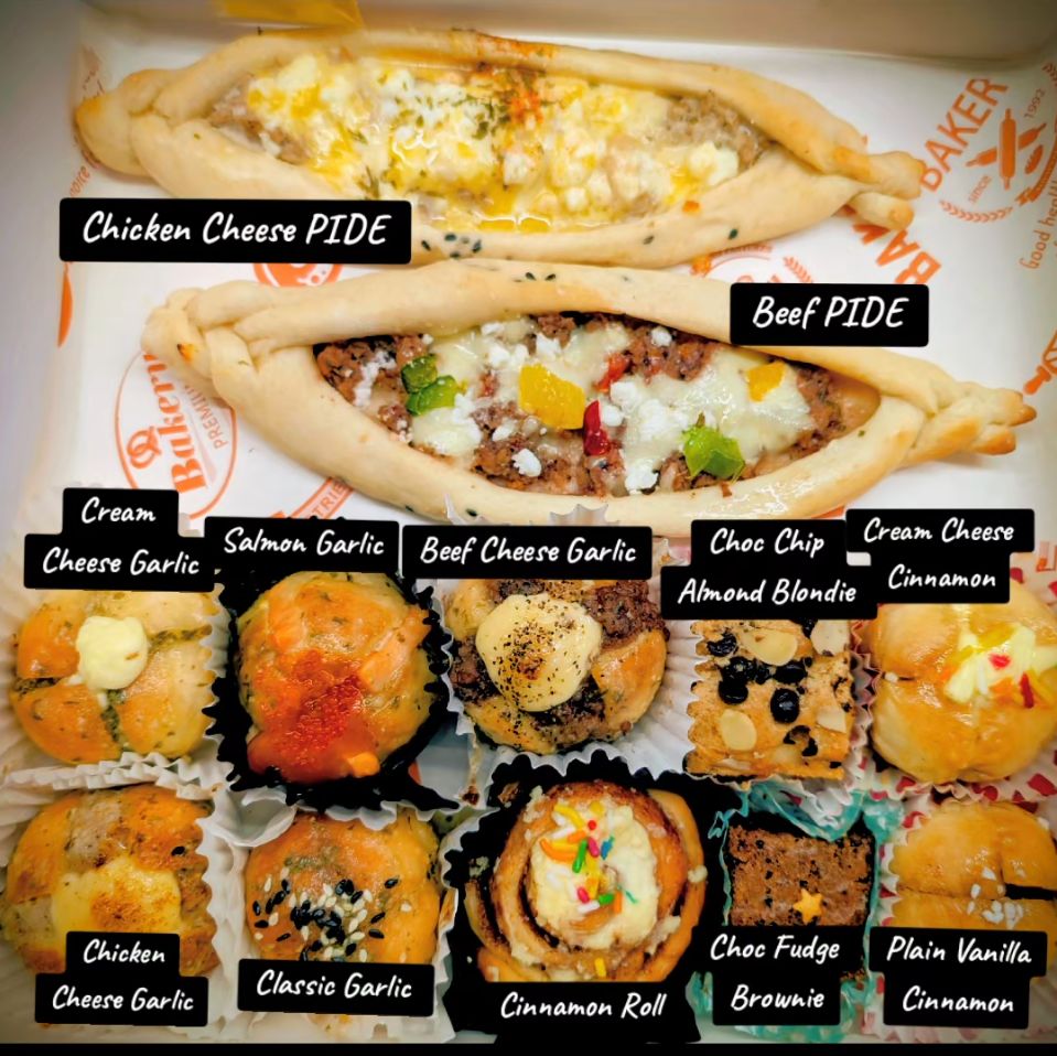 Signature GARLIC BUNS / SAMPLE PASTRY BOX