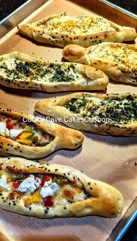 PIDEs (Flat Breads) 2/4 pcs **Please select your option**