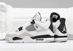 J4 MILITARY BLACK