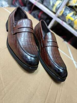 Quality laceless monk officials