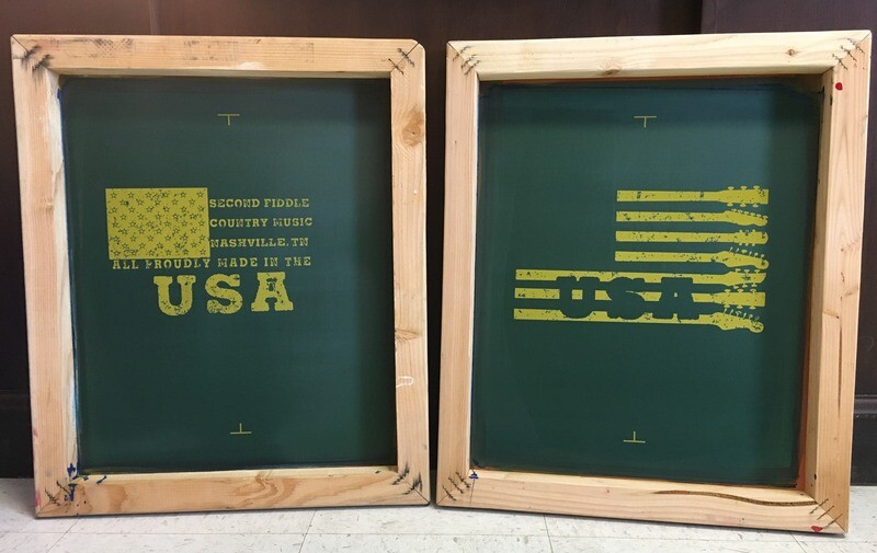 RE-MESH &amp; SHOOT WITH WOOD FRAME -      20 X 24