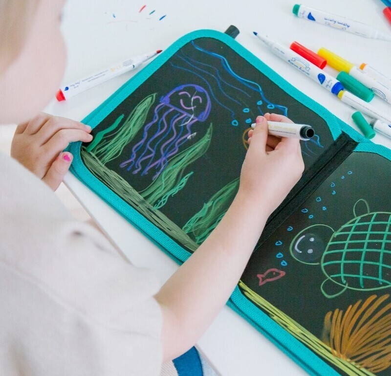 Jaq Jaq Bird Color It & Go Erasable Book