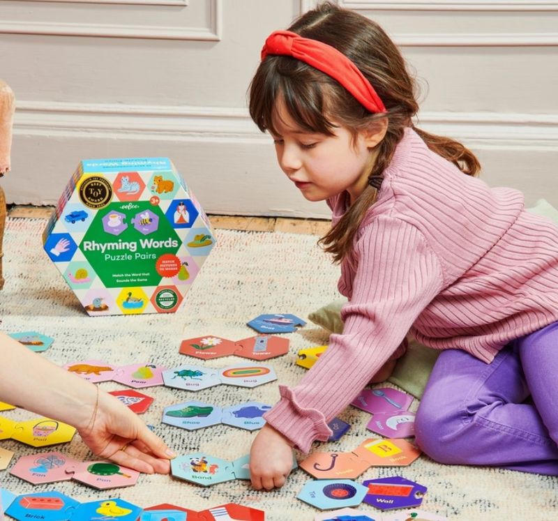 Eeboo Rhyming Words Hexagon Puzzle