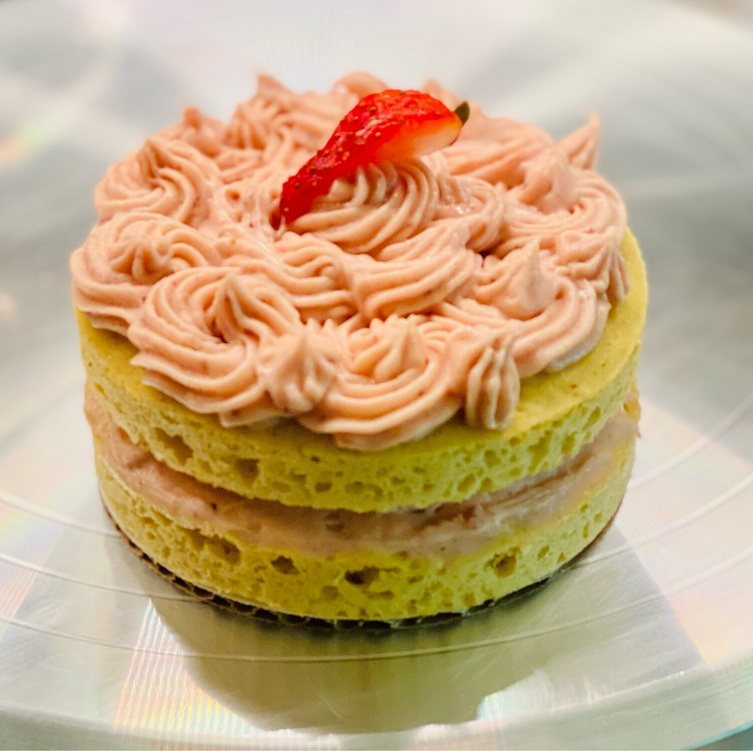 Mini Keto Vanilla Strawberry Cake