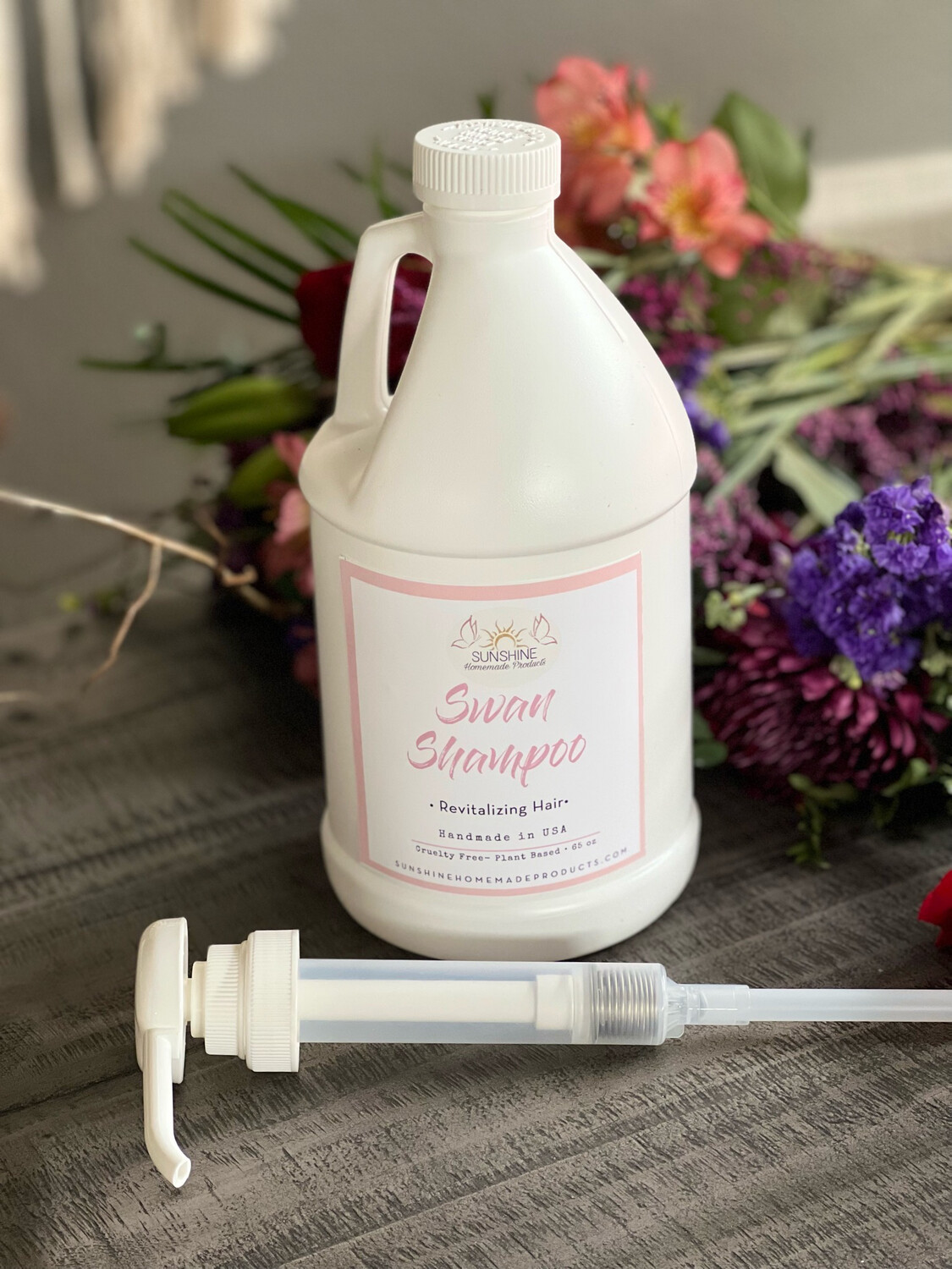 Swan 🦢 65 oz Family size Shampoo with Pump for easy refill