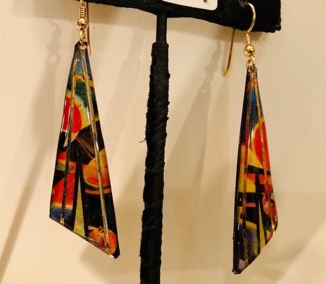 Elongated art History earrings