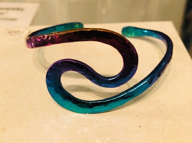 Hammered Niobium metal bracelet by John Sosnowsky Hammered Niobium metal bracelet by John Sosnowsky