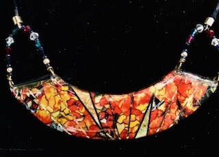 U collar Neck in Tiffany colors & Gold