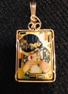 Art Nouveaux Klimt Austrian Gold wrapped Pendants/Cameos
Jim & Sharon Venner Art Nouveaux Klimt Austrian Gold wrapped Pendants/Cameos
Jim & Sharon Venner