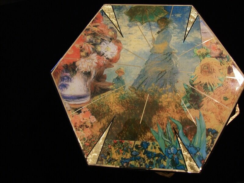 SOLD!Hexagonal Monet" lady in the Poppy field Box"
