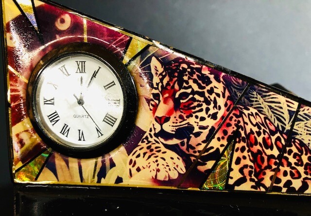 Jaguar -Leopard Clock