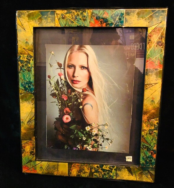 Art History Van Gogh Irises/Monet in green frame 8x10
Art History Van Gogh Irises/Monet in green frame 8x10
