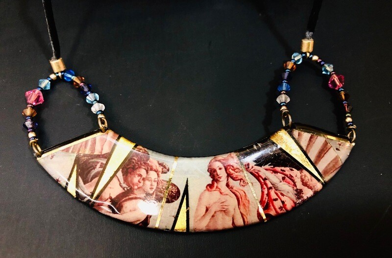 U collar Neck in Botticelli colors & Gold