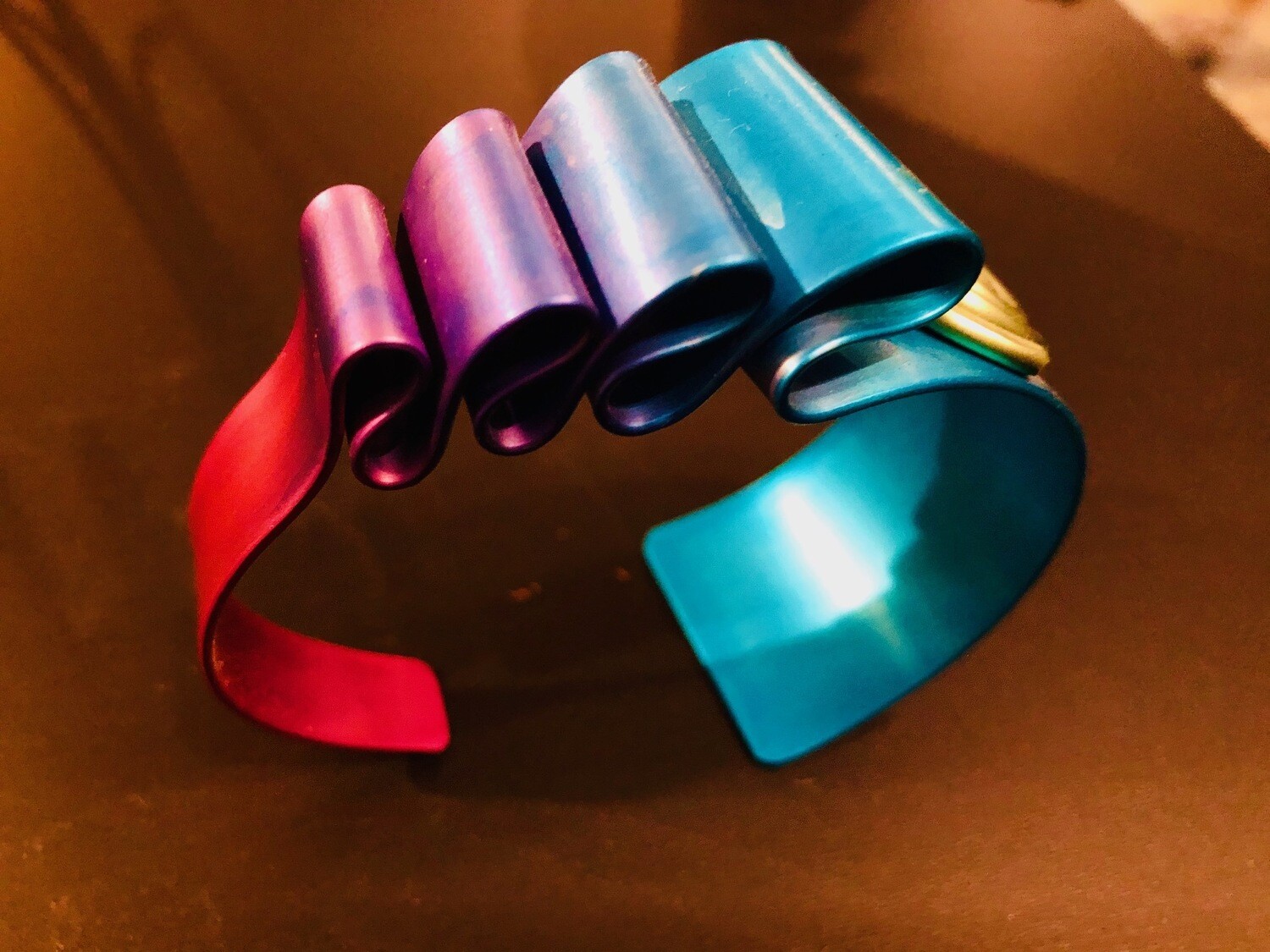 Anondized Aluminum by Eclat-Sylvia Harwin Anondized Aluminum by Eclat-Sylvia Harwin