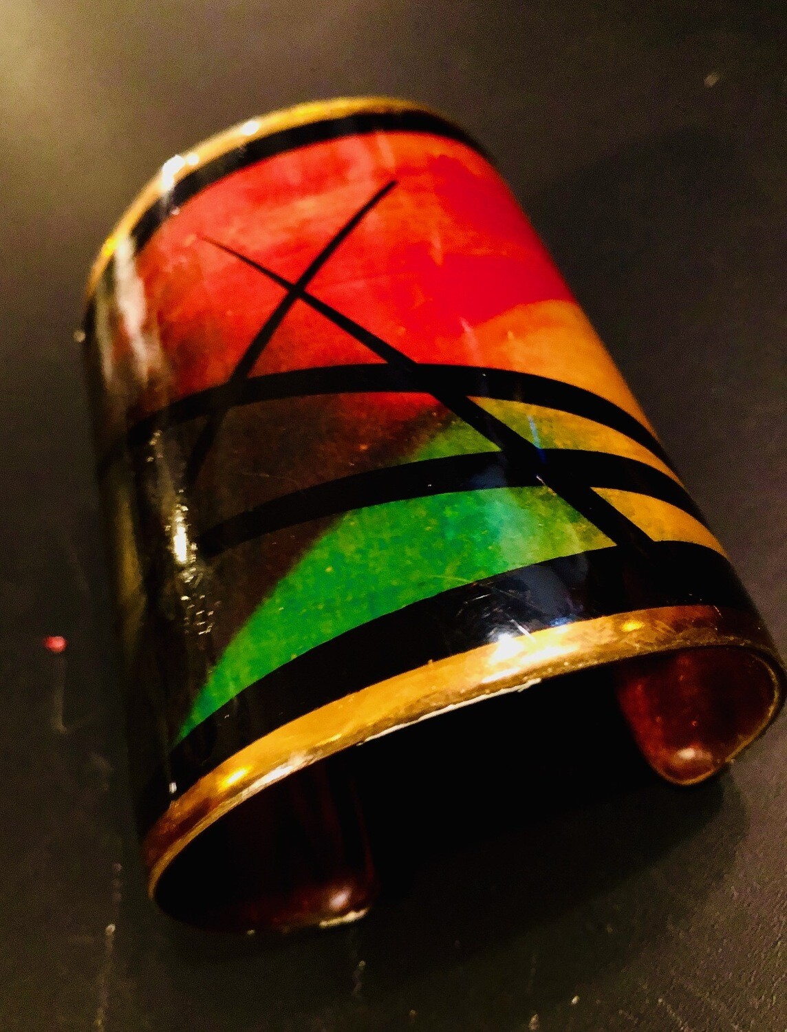 AirBrush X marks the spot -Mag large Cuff