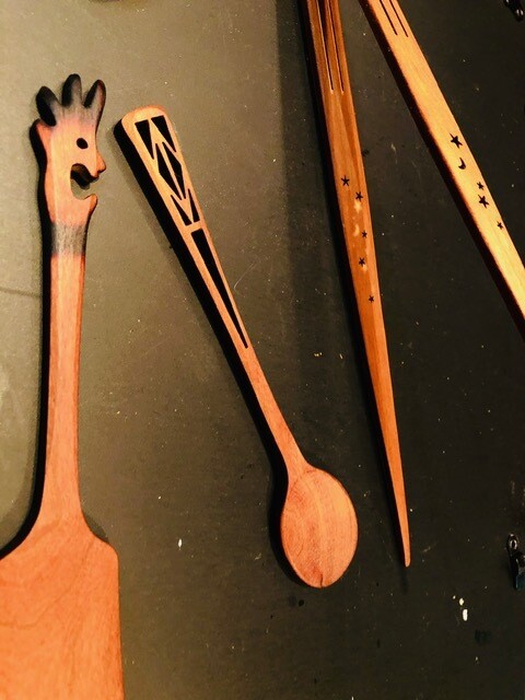 Johnathans carved spoons and Tweezers/chopt sticks