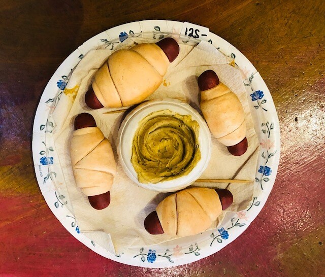 "Pigs in a Blanket" & other Fruits real food like ceramics by the Kaolins